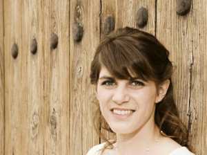 Lindsey Crouch