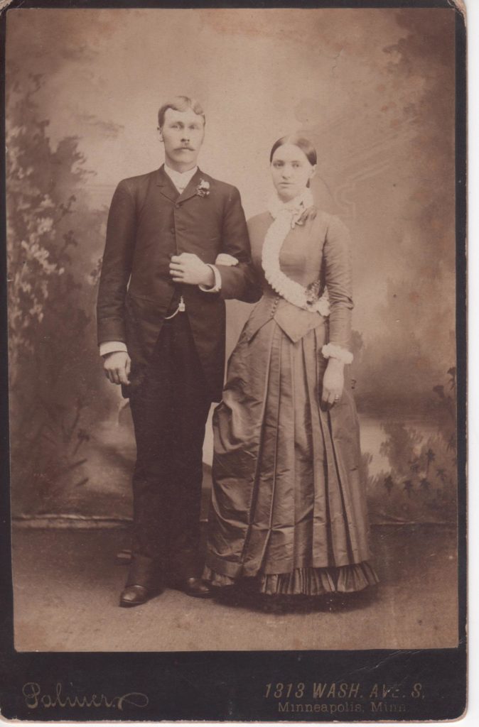 10 Hogberg, Emil & Anna (Persson) (1885 original photo from Hogberg Bible)