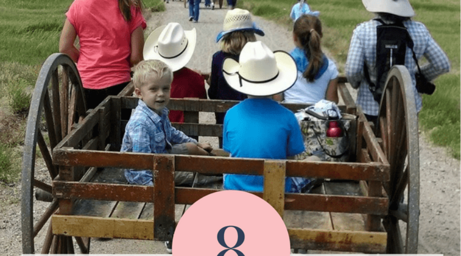 8 Ways to Incorporate Family History Into Family Travel