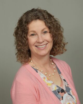 Diana Elder, AG